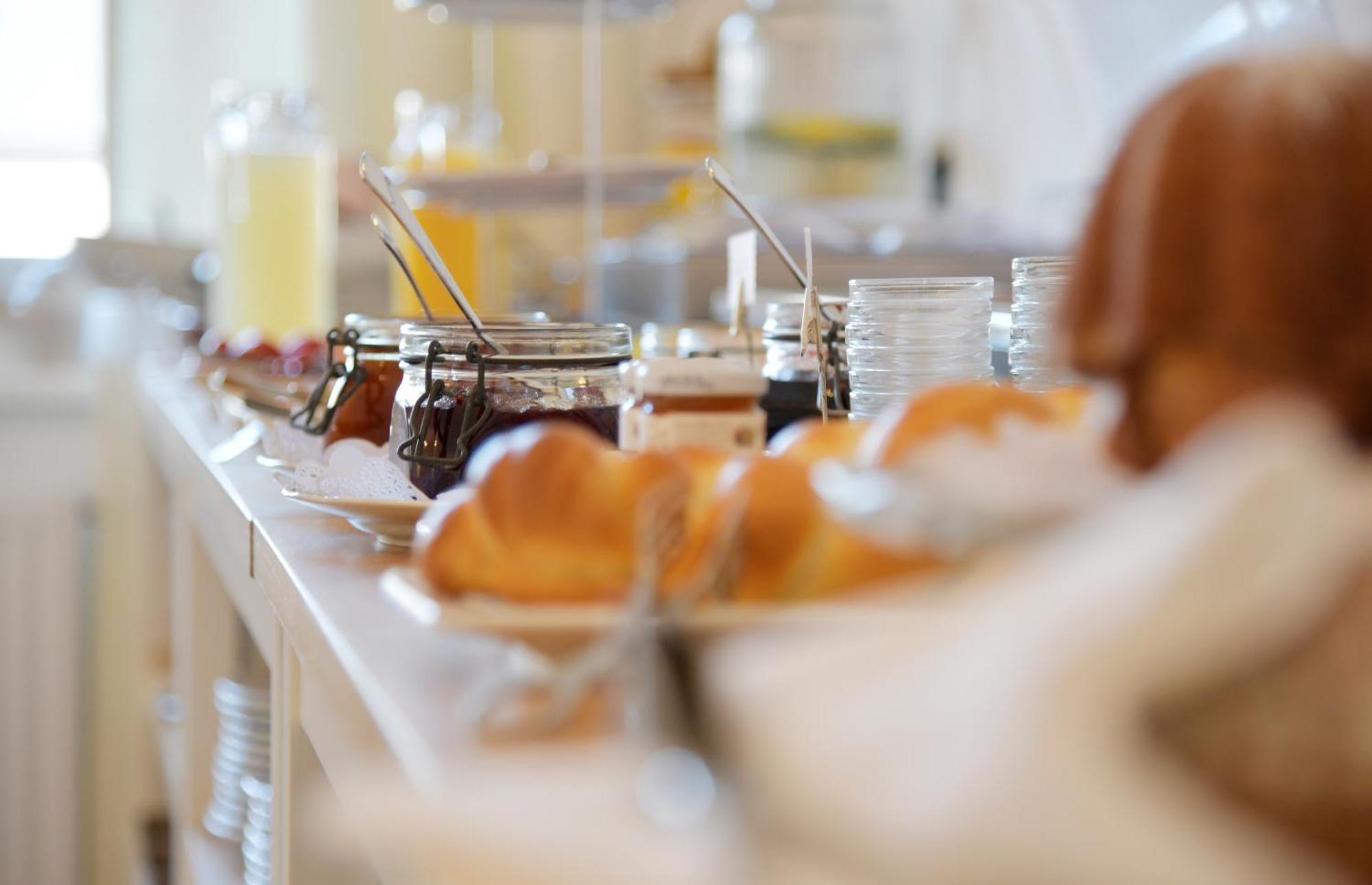 Haus Mariella Hotel Podersdorf am See Ngoại thất bức ảnh
