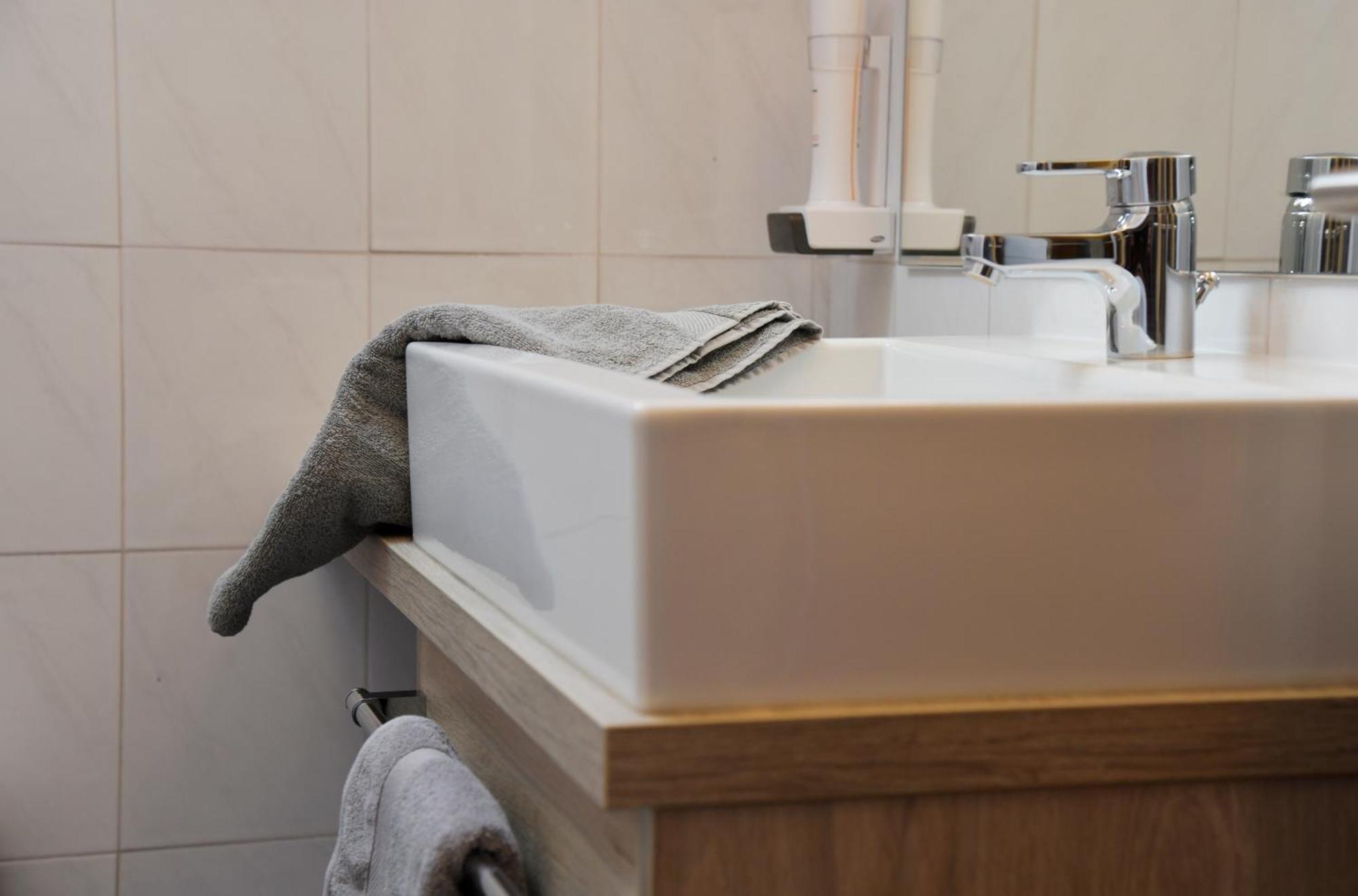 Haus Mariella Hotel Podersdorf am See Ngoại thất bức ảnh